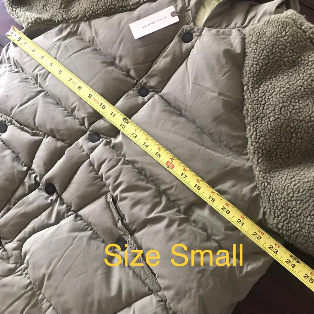 ONLY ONE LEFT!  NWT Anthropologie Oversized Puffer Coat. Moss color - Picture 7 of 11